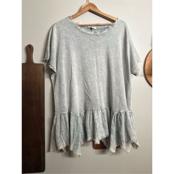 Easel Green Distressed Oversized Short Sleeve Fringed Tunic Blouse Size Small - Picture 1 of 7